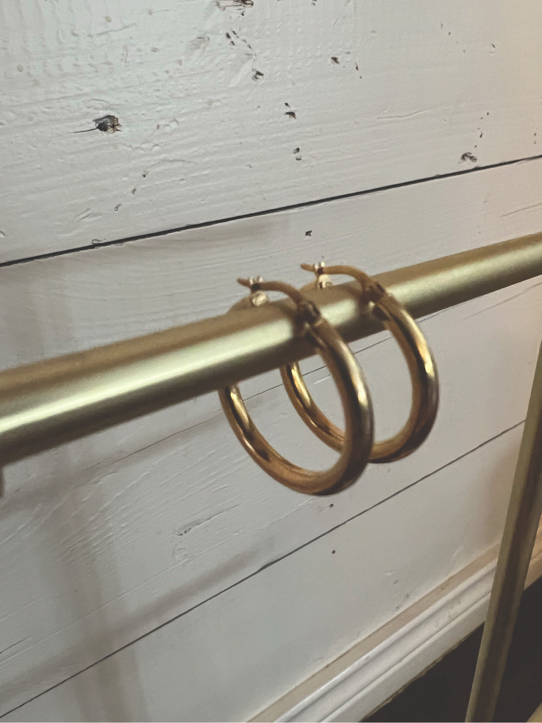 14K Medium Italian Gold Hoops